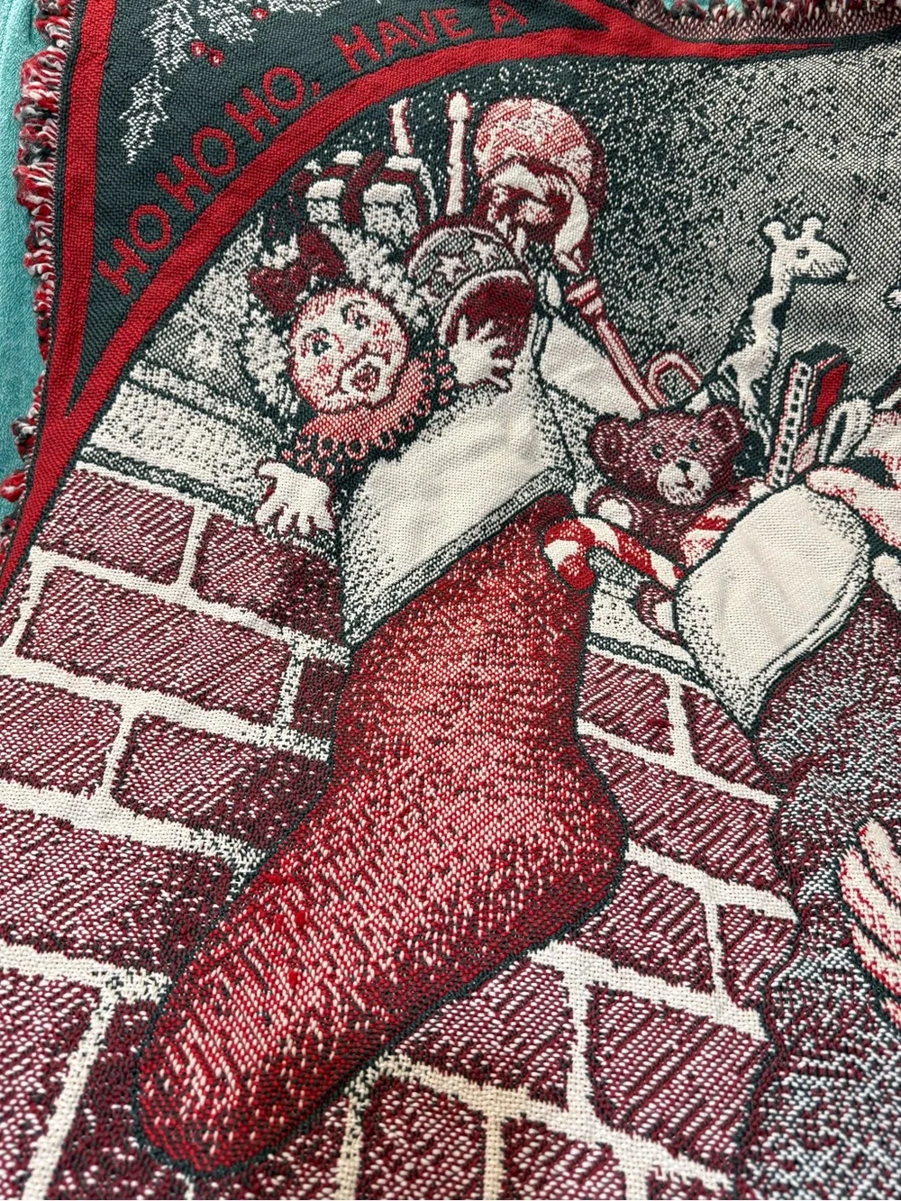 Vintage Santa HO HO HO Merry Christmas & Happy New Year 50” X 60” Woven Throw